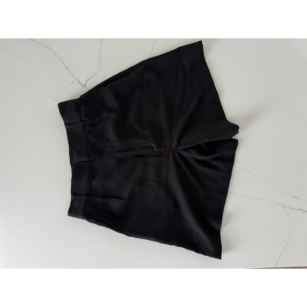 Abercrombie & Fitch Black Tailored High-Waisted Shorts XS